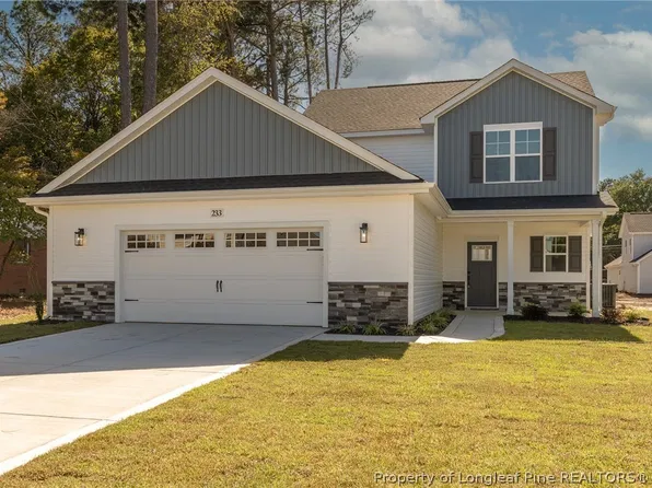 233 Kenwwod Dr, Fayetteville, NC 28311