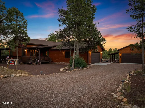 2207 Four Point Cir, Overgaard, AZ 85933