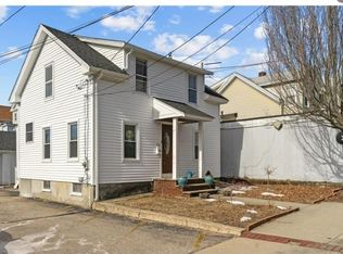 1022 Charles St, North Providence, RI 02904