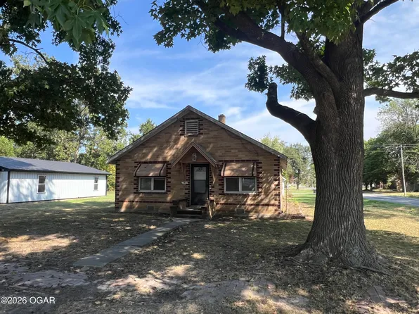 102 W 3rd St, Lockwood, MO 65682