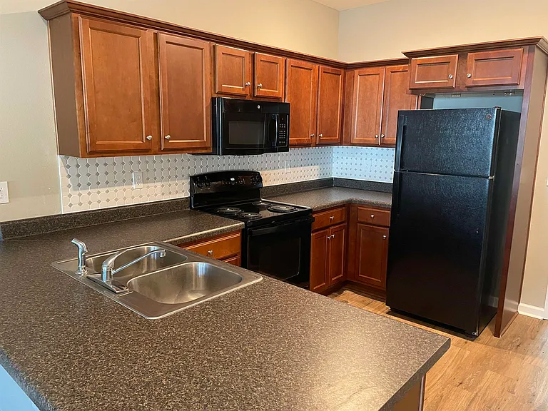 2249 Del Carmel Way — Photo 4