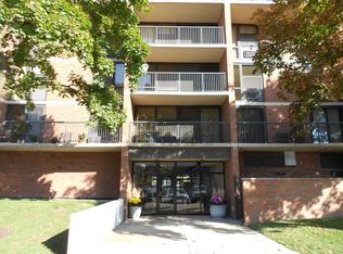 2941 S Michigan Ave APT 208, Chicago, IL