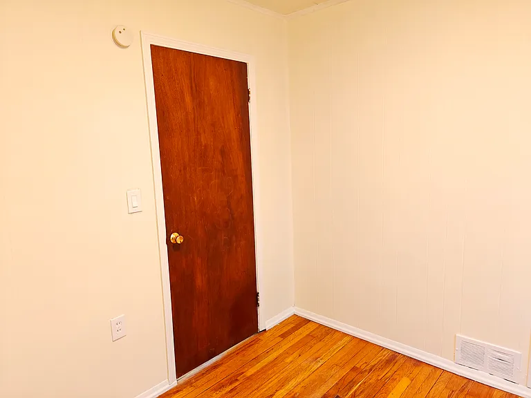 36122 Booth Ave — Photo 13