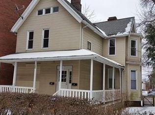 186 Walnut St #2, Holyoke, MA 01040