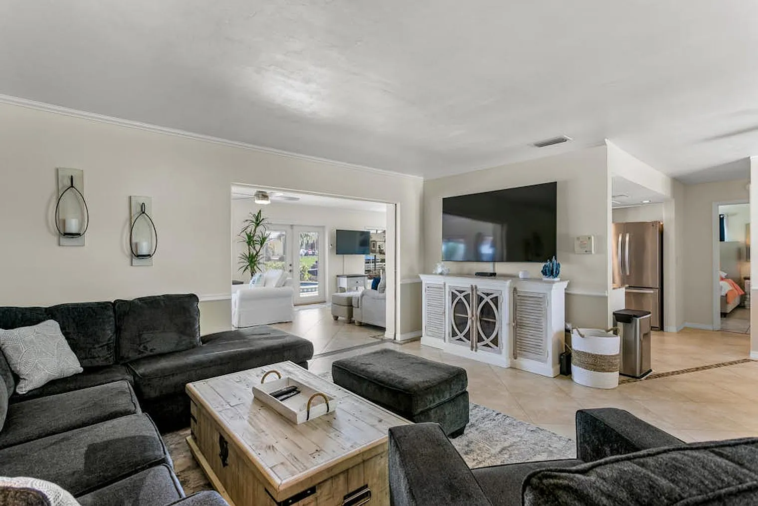 2 bed, 2.0 bath, 1722 sqft, $7,371 — Photo 1