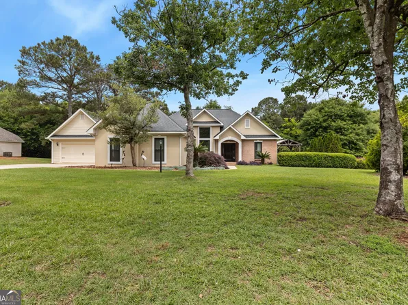 105 Gleneagle Dr, Byron, GA 31008