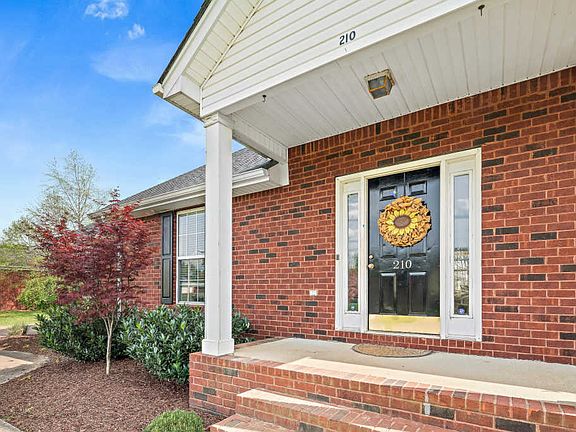 5th image of 210 Brentmeade Dr