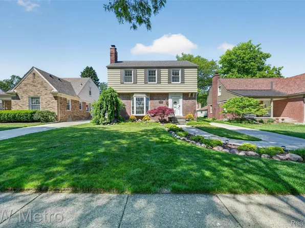 1916 Bonnieview Dr, Royal Oak, MI 48073