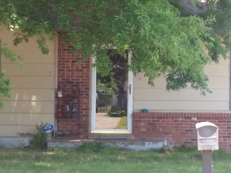 1st image of 4324 Bennett Wood Dr
