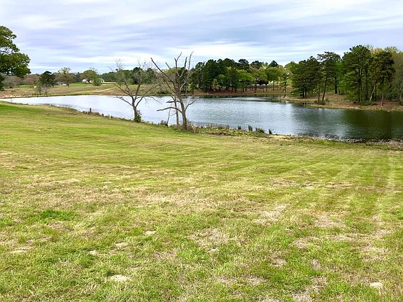 2nd image of 64 White Oak Creek Rnch