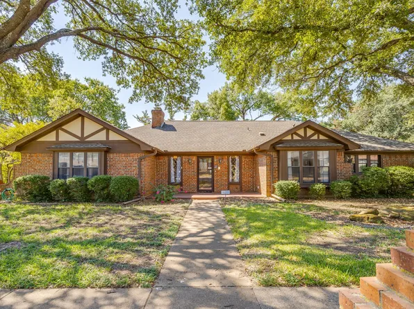 1405 Rockmoor Dr, Edgecliff Village, TX 76134