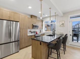 562 N Seton Cir SE #208, Calgary, AB T3M3Y5