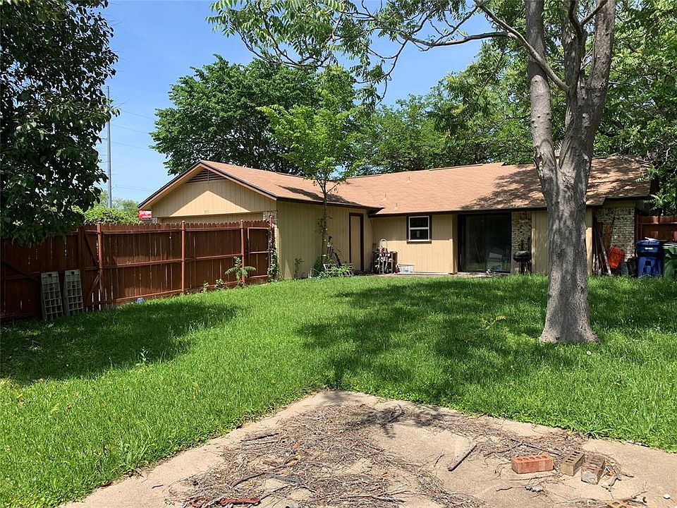 2nd image of 3715 Lancelot Pl