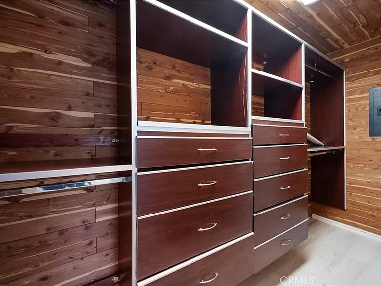 905 Dickson St #1 — Photo 19