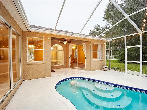 4th image of 15601 Dornoch Pl