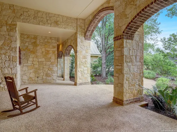 22348 OLD FOSSIL RD, San Antonio, TX 78261