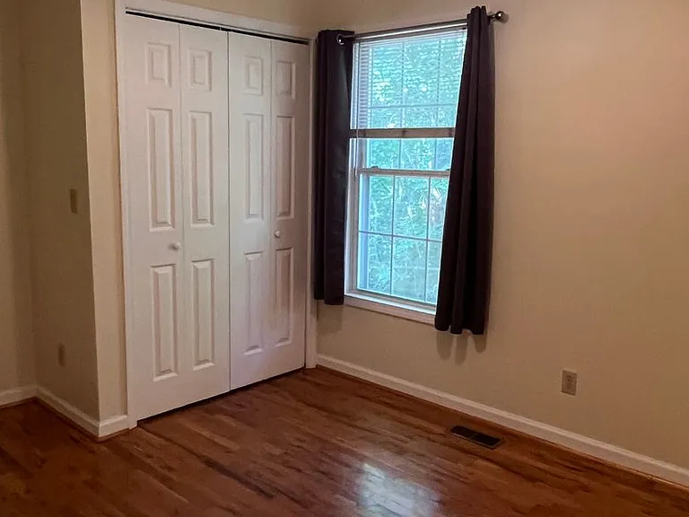 50 Mulberry Ct — Photo 9