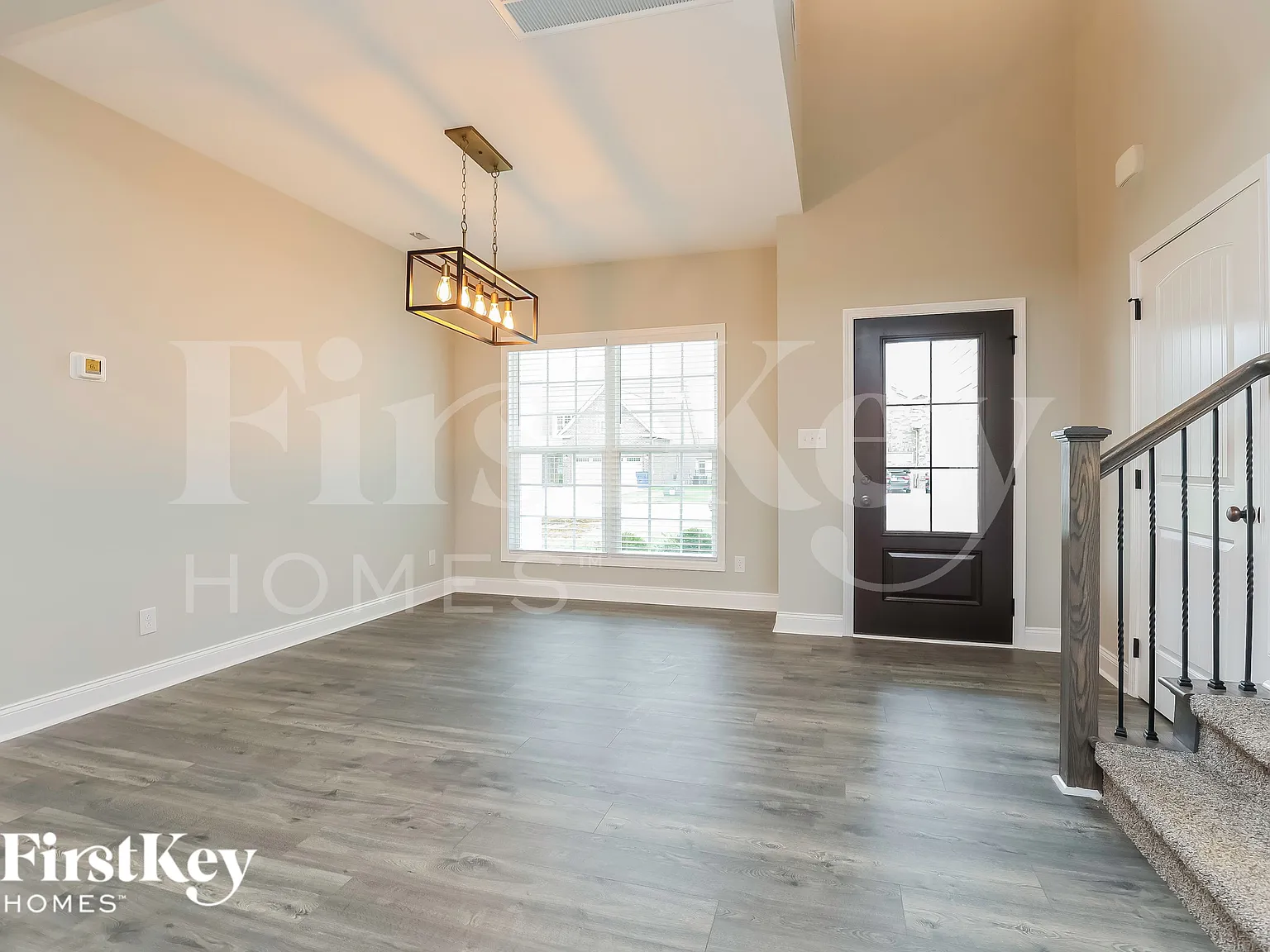 3 bed, 2.5 bath, 1840 sqft, $2,035 — Photo 4