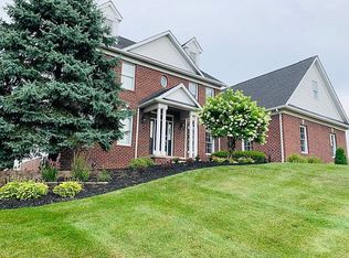 6372 Burrow Ct, Medina, OH 44256