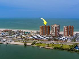 17900 Gulf Blvd