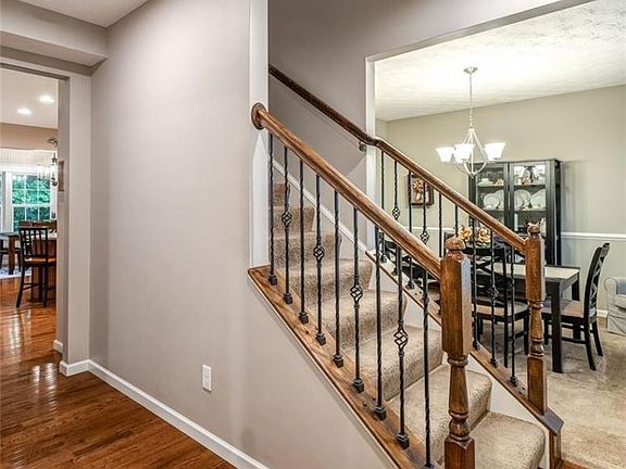 3rd image of 8734 Dowd Ct