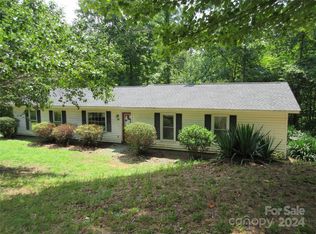 50 Hawkins Ln, Mill Spring, NC 28756