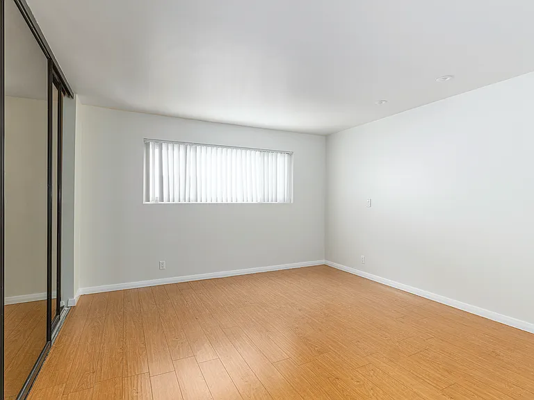 3637 Glendon Ave #105 — Photo 9