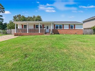 1102 Carrington Cres S, Portsmouth, VA 23701