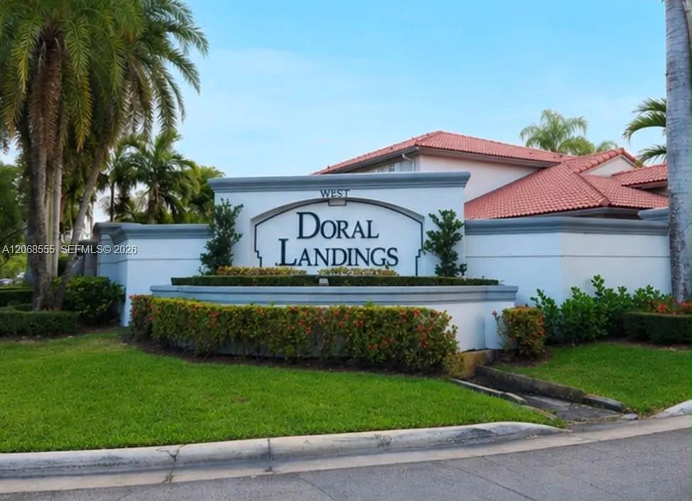 Doral Landing Townhomes — Photo 1