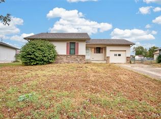 1121 Fowler Rd, Lebanon, MO 65536