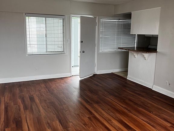 2nd image of 40 Nieto Ave APT 21