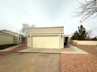 1685 Hollyberry Ct NE, Rio Rancho, NM 87144