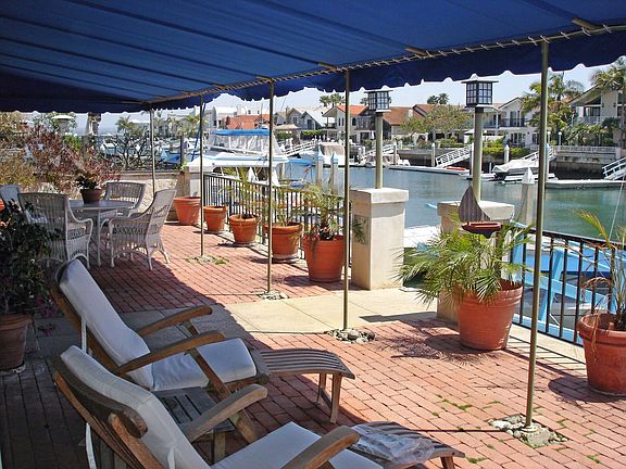 Brick surround patio