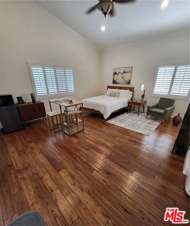 1 bed, 1.0 bath, 400 sqft, $1,599 — Photo 1
