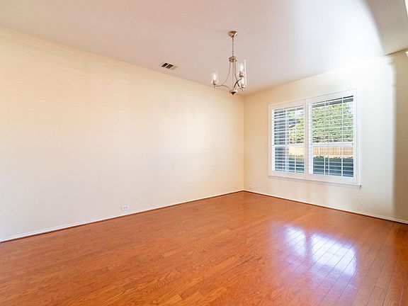 3rd image of 3012 Blue Sage Dr