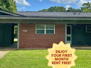 703 McClellan St, Warner Robins, GA 31098