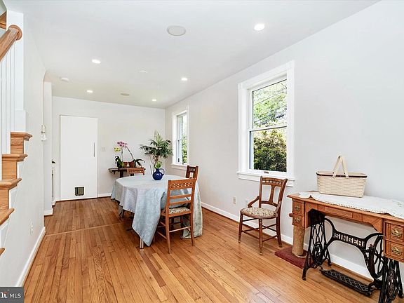 5th image of 9300 Mintwood St
