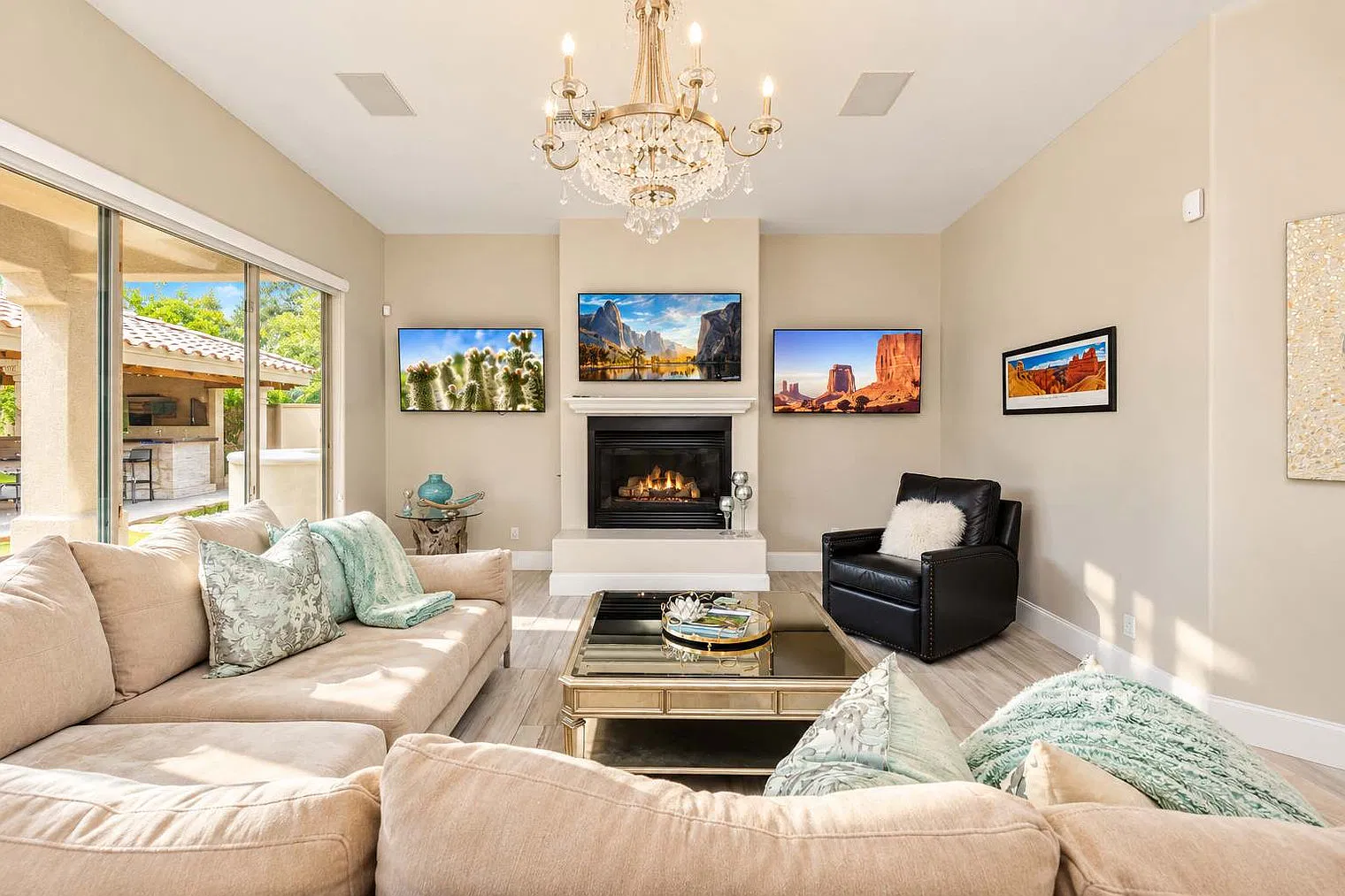 5 bed, 4.0 bath, 5790 sqft, $16,083 — Photo 2