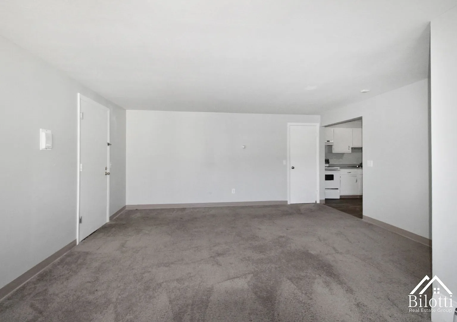 Hillside Terrace Apartments — Photo 3