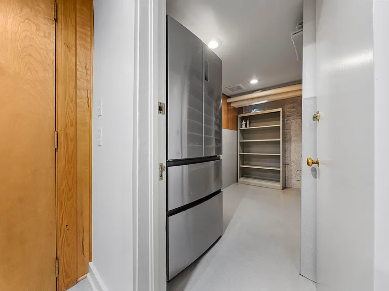 2407 S Garfield St — Photo 47