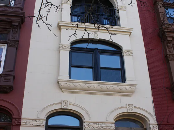 464 Greene Avenue image 1 of 11