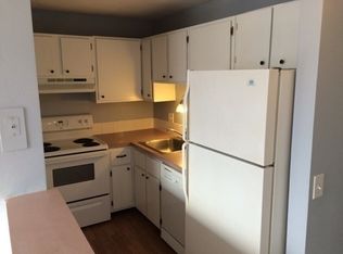 2104 Tower Blvd APT 302, Lorain, OH 44053