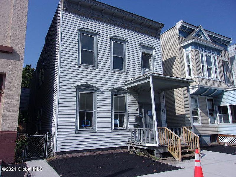 5th image of 133 5th Avenue