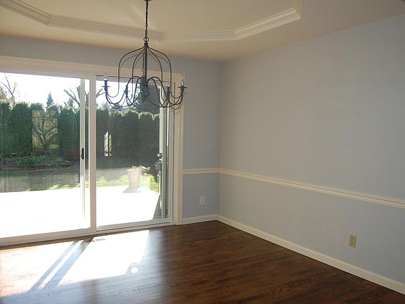4th image of 23241 NE 20th Pl