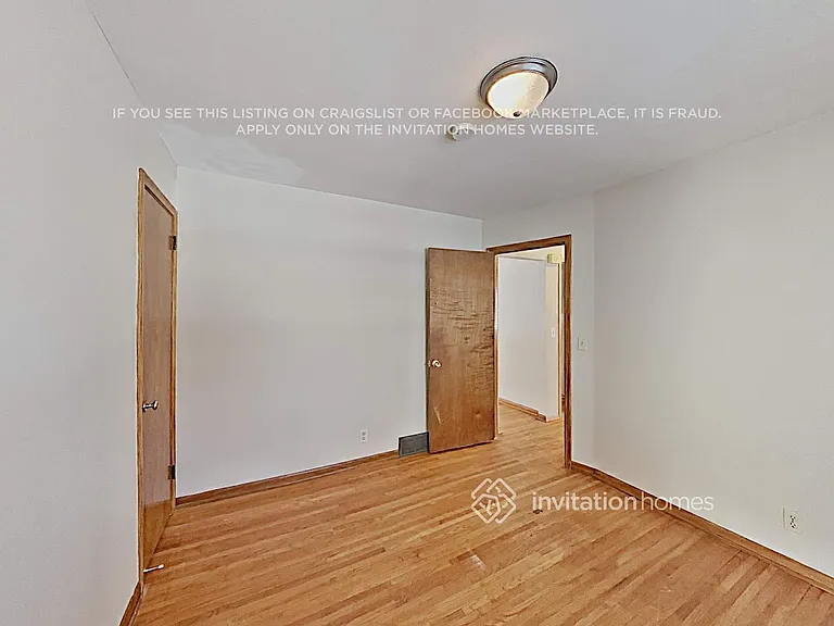 8221 Bloomington Ave S — Photo 17