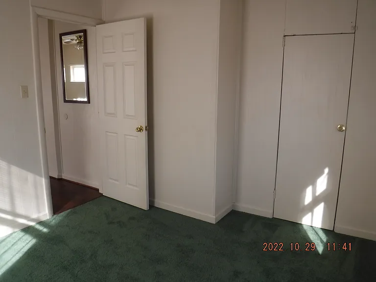 116 S G St #B — Photo 4
