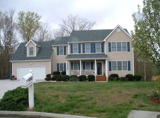 5563 Willow Oak Dr, Prince George, VA 23875