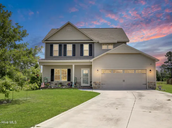 910 Purvis Court, Richlands, NC 28574