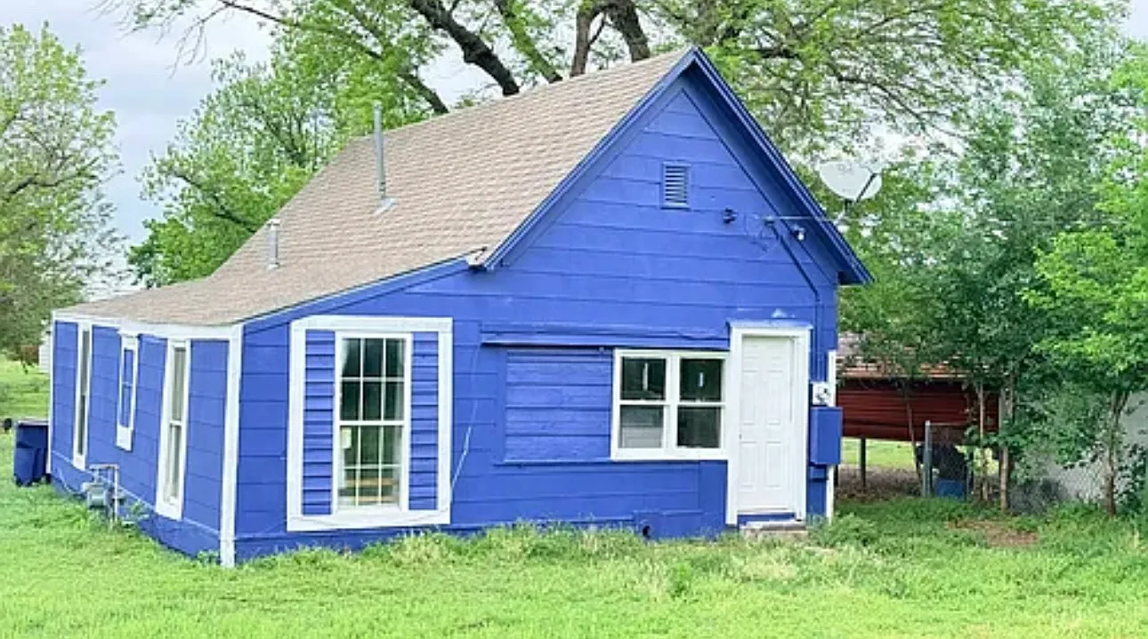 1 bed, $695 — Photo 2