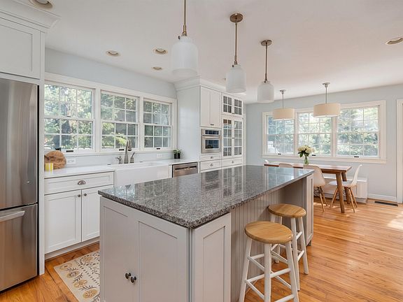 4th image of 105 Apple Ln